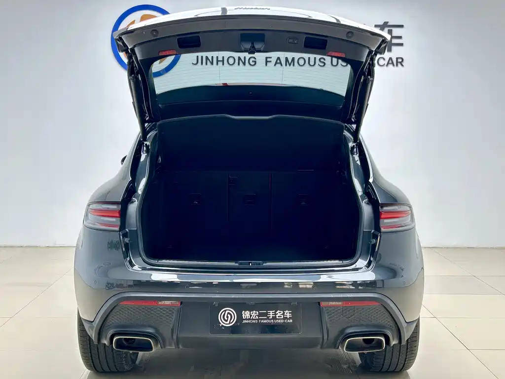 Porsche Macan 2023 — фото 23