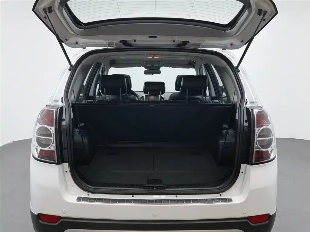 Chevrolet Captiva 2015 — фото 16