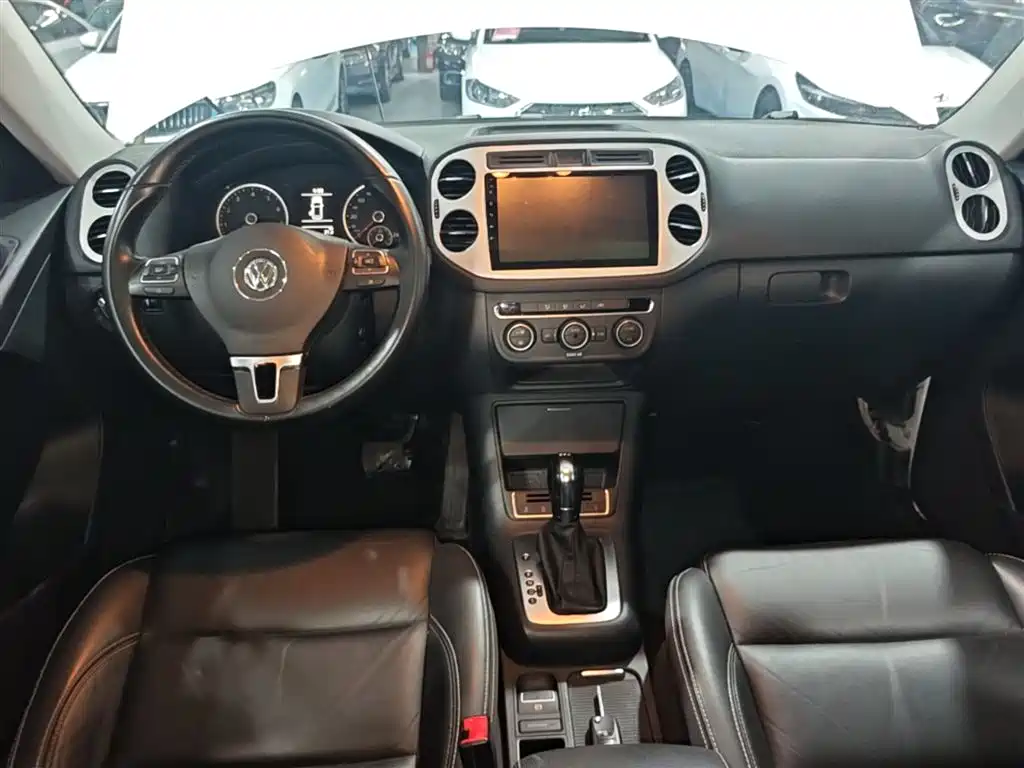 Volkswagen Tiguan 2018 — фото 10