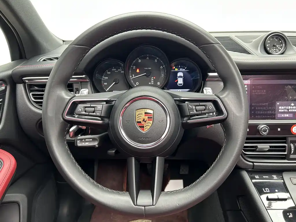 Porsche Macan 2023 — фото 16
