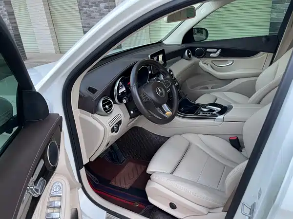 Mercedes-Benz GLC 2016
