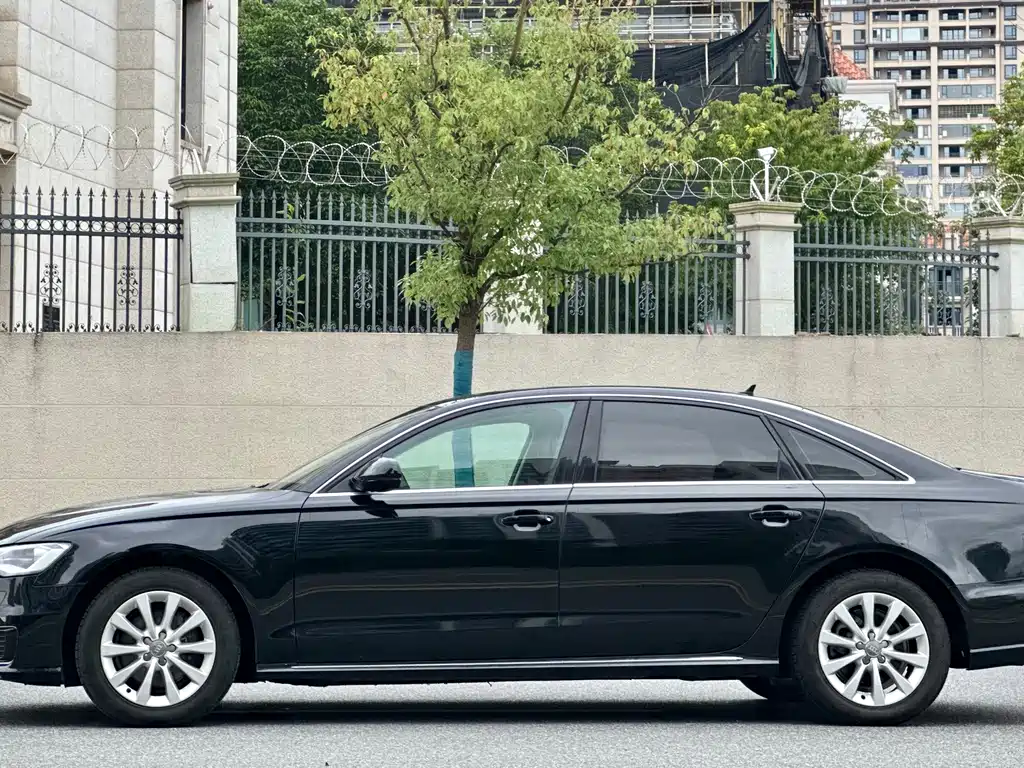Audi A6L 2017 — фото 4