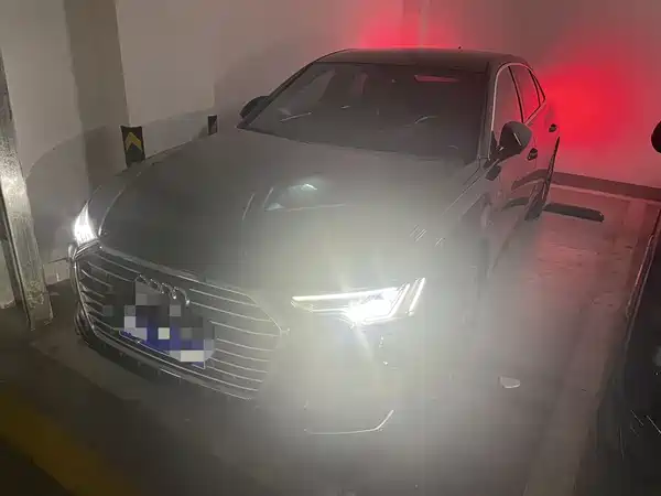 Audi A6L 2021