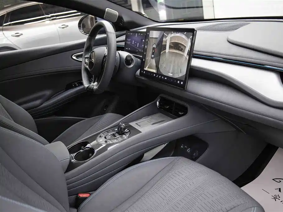 BYD Seal 06GT 2025 — фото 19