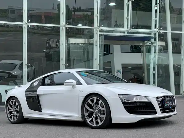 Audi R8 2010