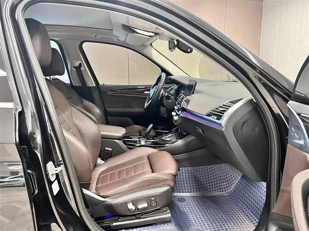 BMW X3 2021 — фото 17