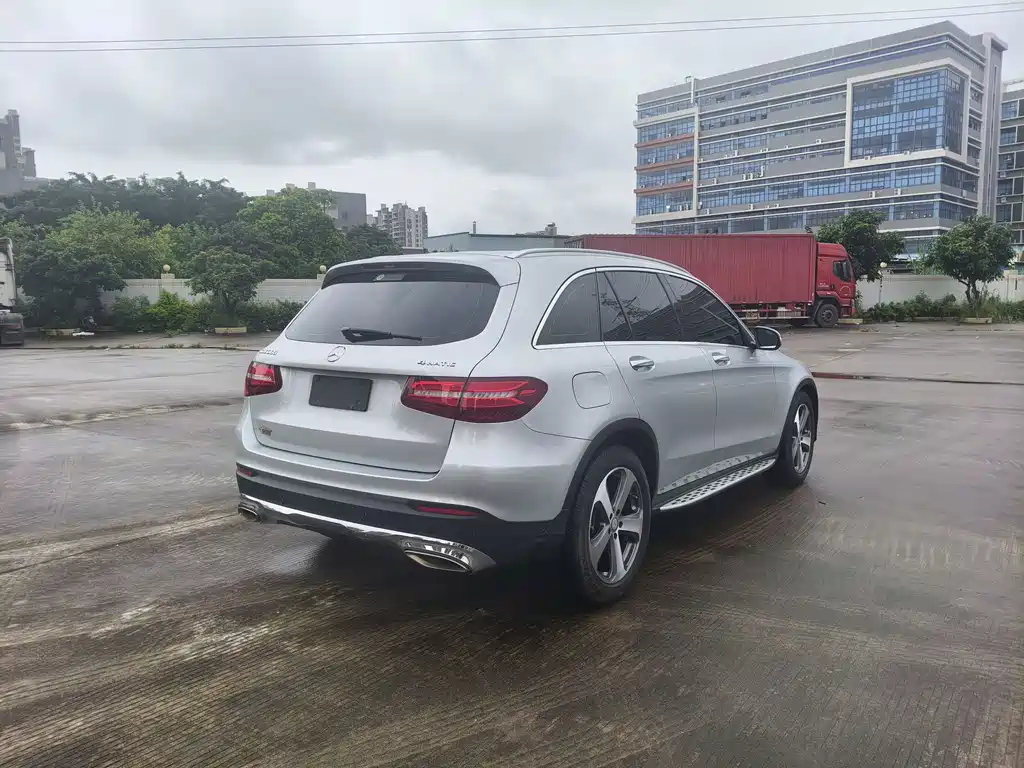 Mercedes-Benz GLC 2016
