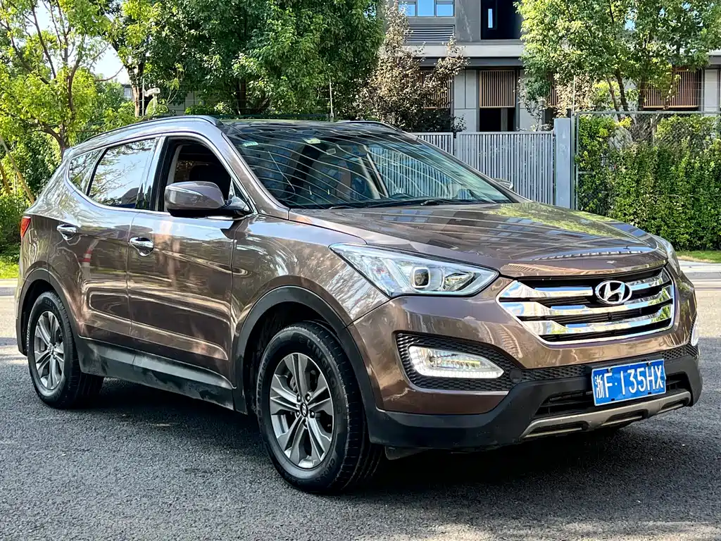 Hyundai Santa Fe 2015 — фото 3