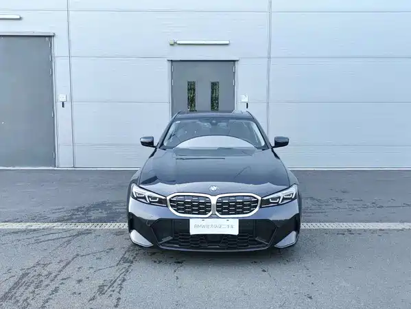 BMW 3 Series 2025