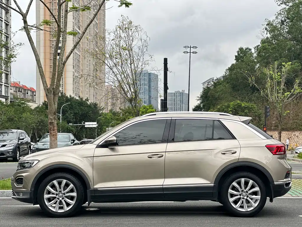 Volkswagen T-Roc 2019 — фото 15