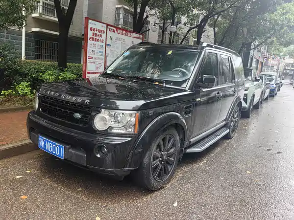 Land Rover Discovery 2012