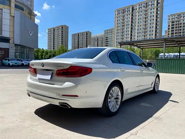 BMW 5 Series 2020