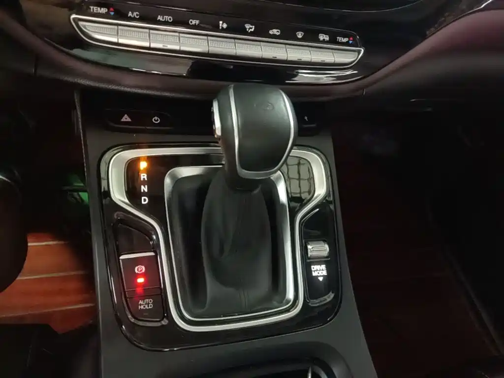 GAC Motor Trumpchi M6 2021 — фото 14