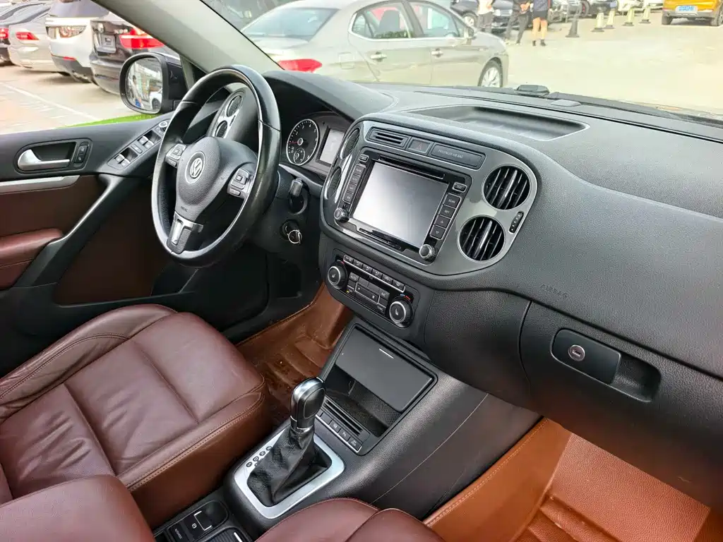 Volkswagen Tiguan 2014 — фото 18