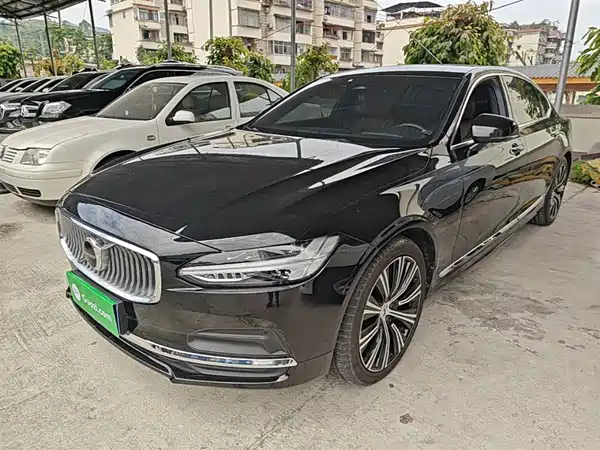 Volvo S90 2023