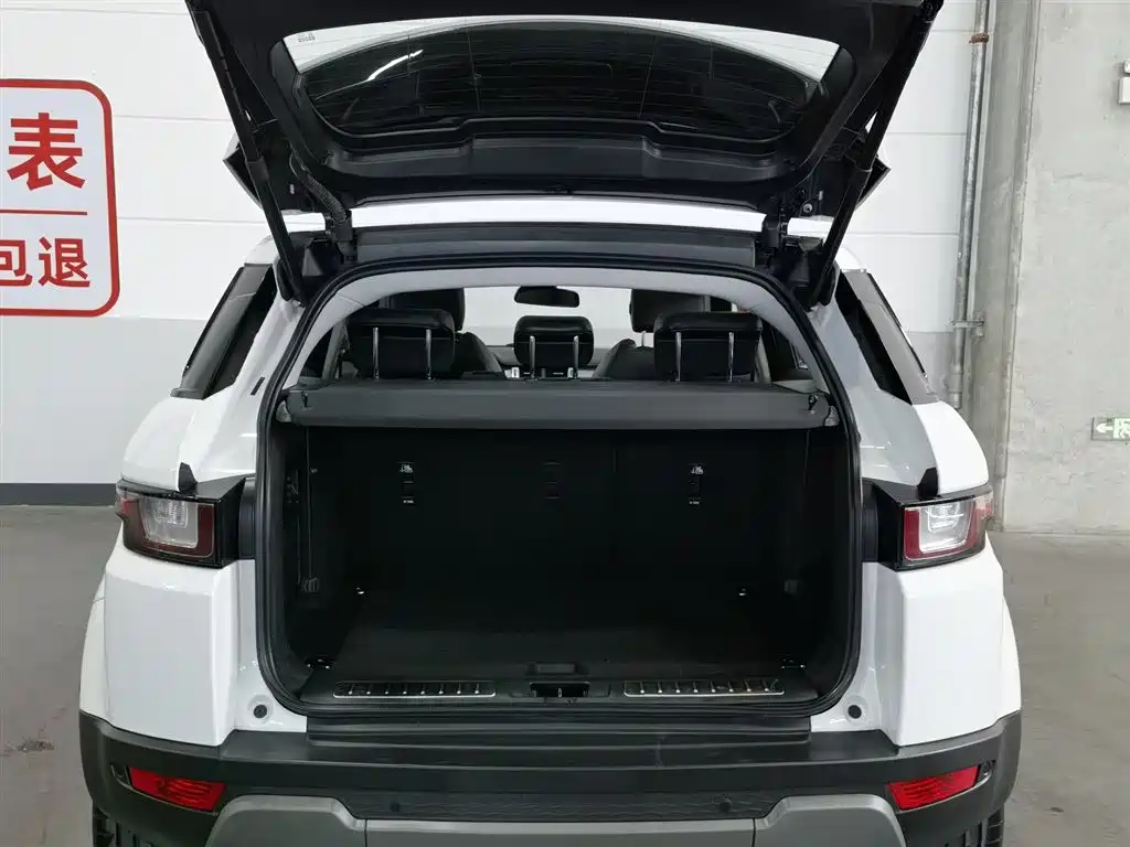 Land Rover Evoque 2017 — фото 16