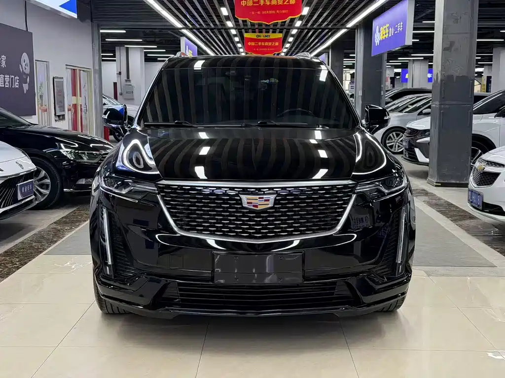 Cadillac XT6 2021 — фото 4
