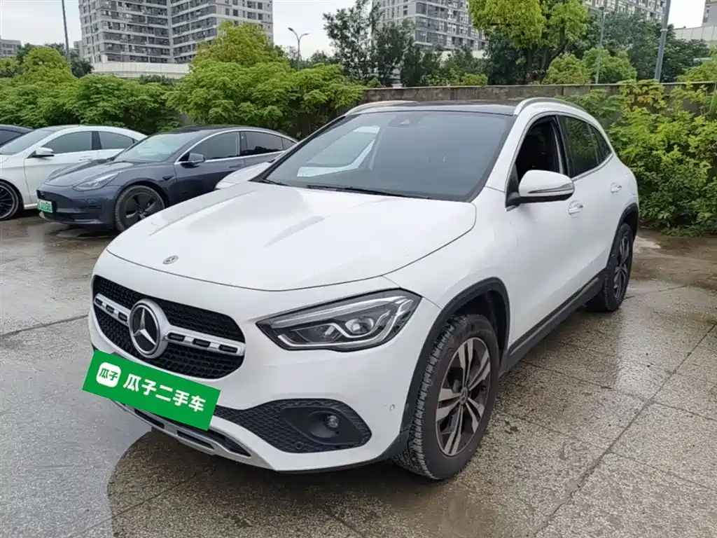Mercedes-Benz GLA 2022 — фото 1