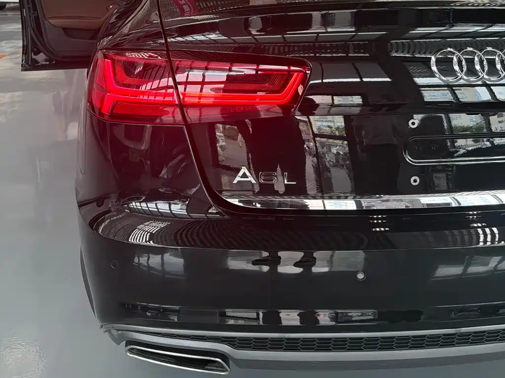 Audi A6L 2018 — фото 11