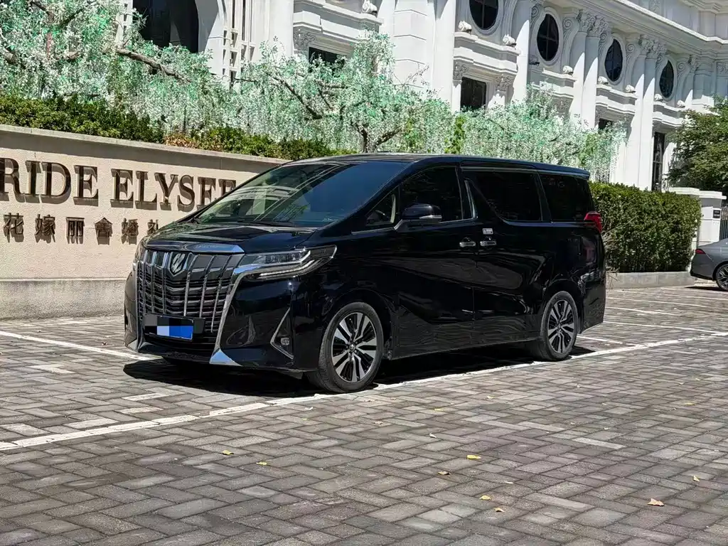 Toyota Alphard 2018 — фото 1