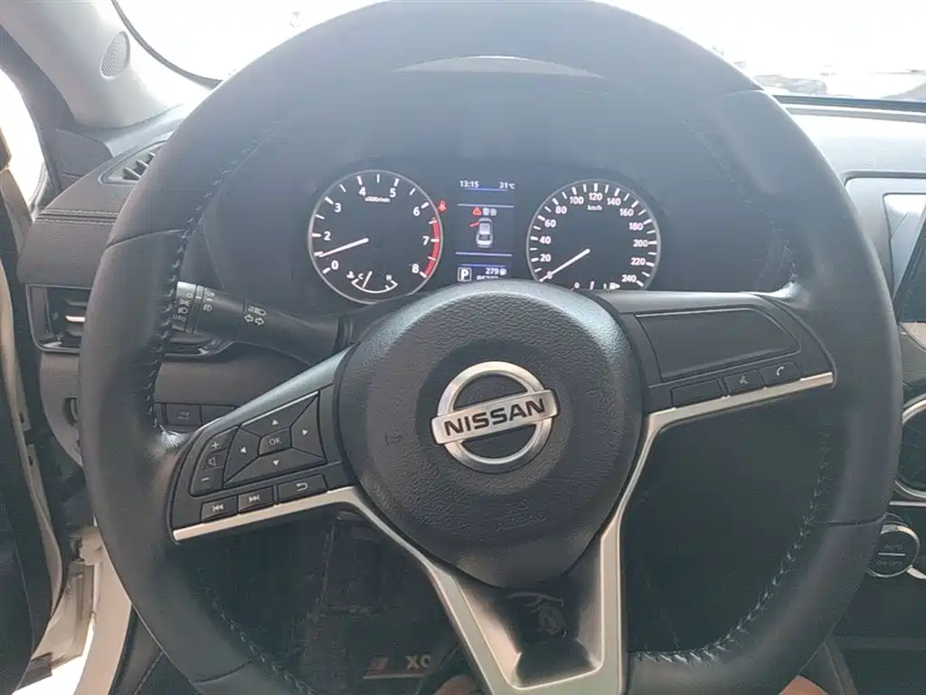 Nissan Sylphy 2020 — фото 11