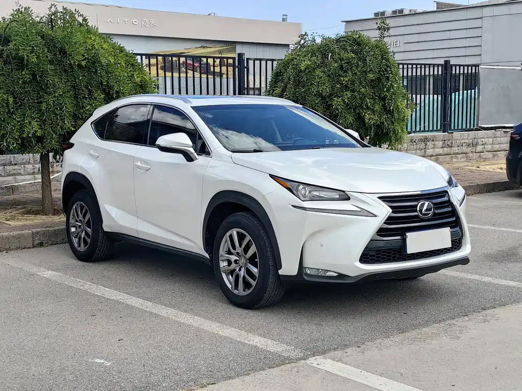 Lexus NX 2017 — фото 3