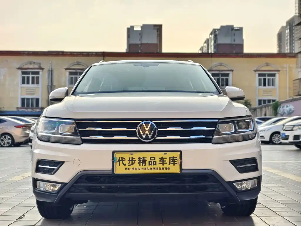 Volkswagen Tiguan L 2021 — фото 2