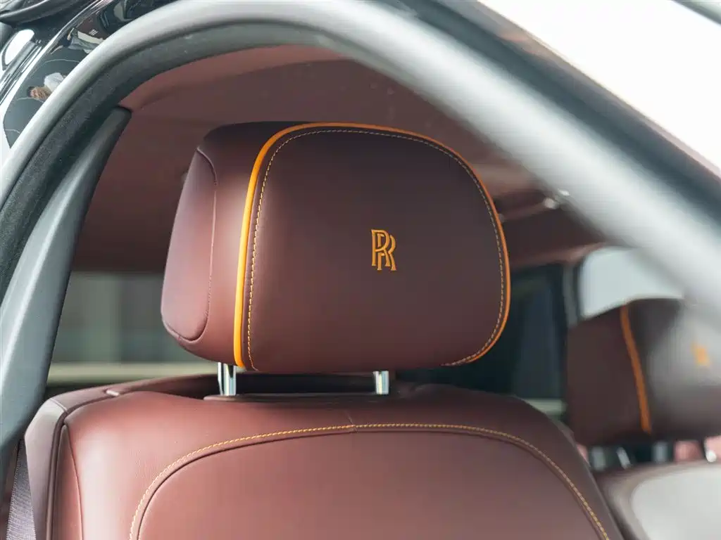 Rolls-Royce Ghost 2021 — фото 18