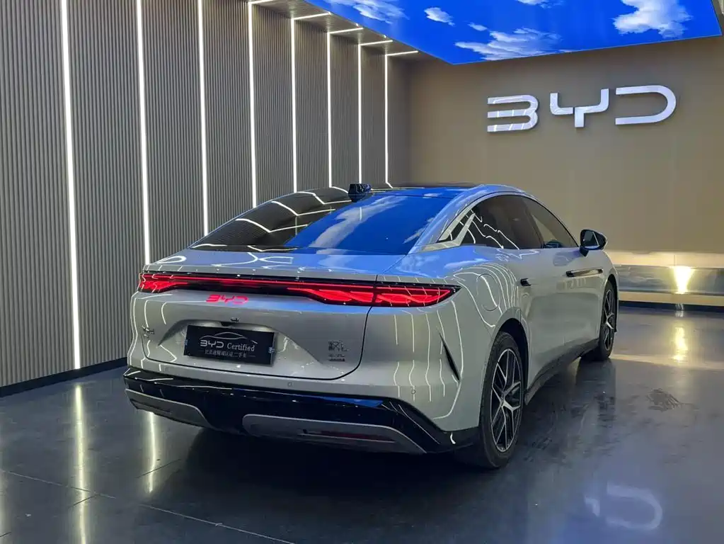 BYD Han L 2025 — фото 17