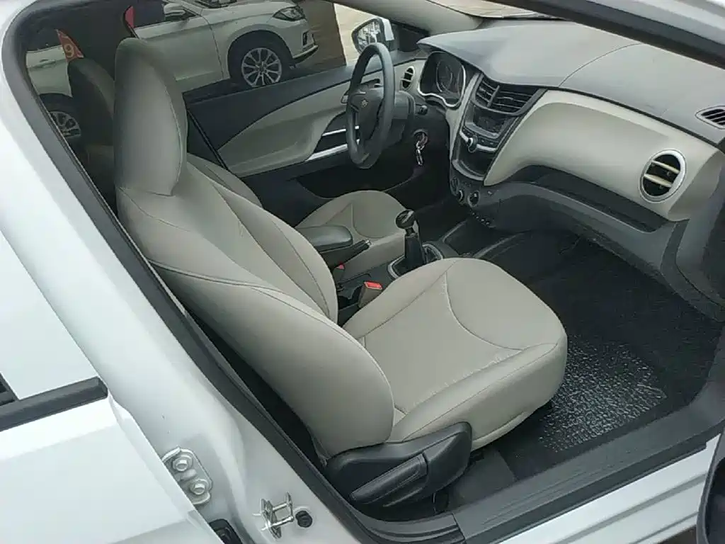 Chevrolet Sail 2016 — фото 25