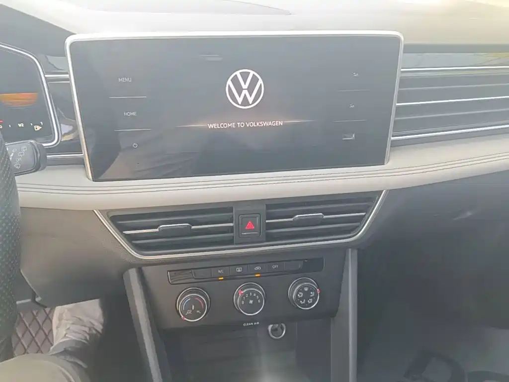 Volkswagen Tiguan L 2022 — фото 13