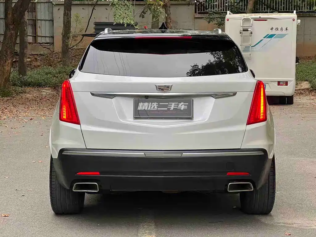 Cadillac XT5 2018 — фото 19