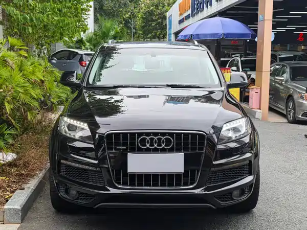Audi Q7 2011