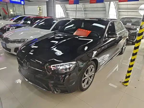Mercedes-Benz E-Class 2023