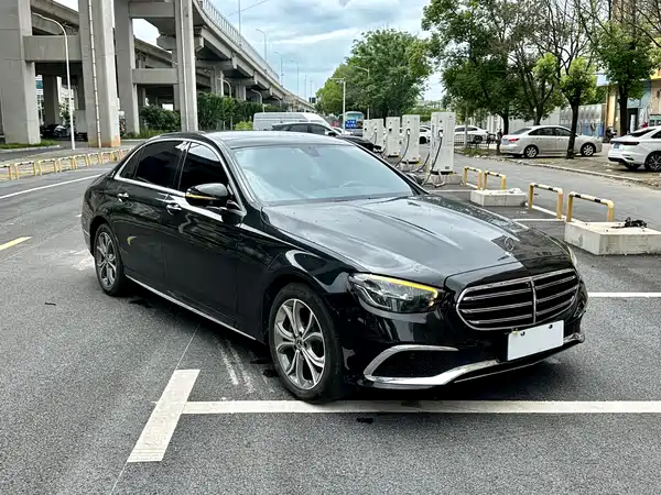 Mercedes-Benz E-Class 2021