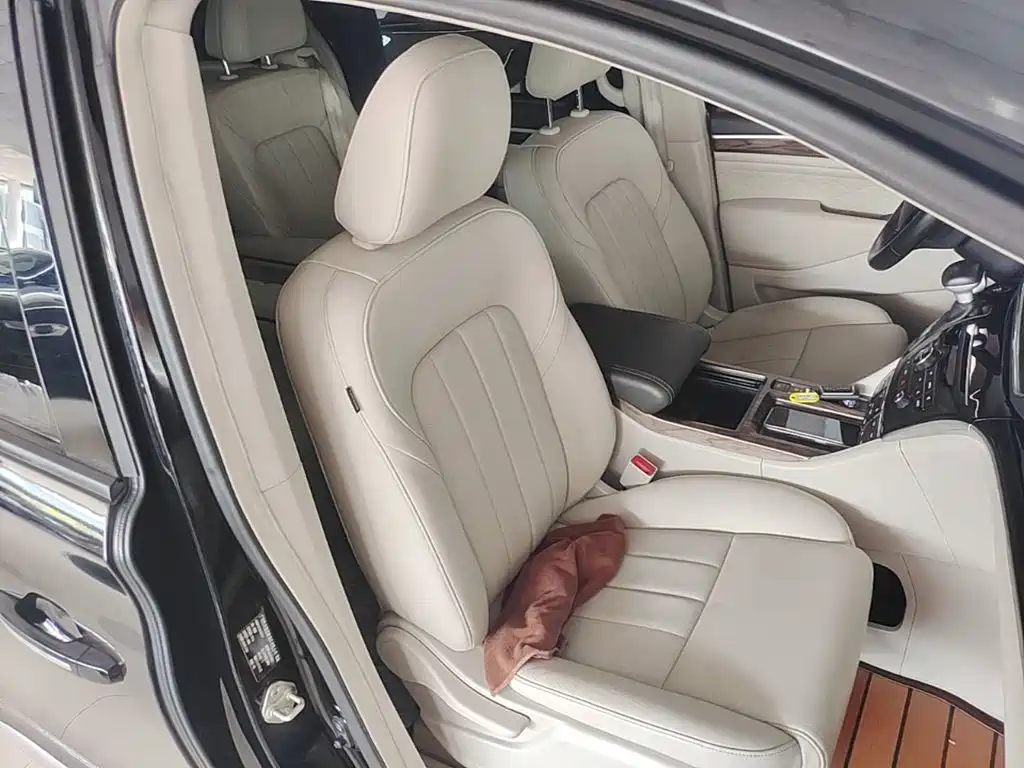 GAC Motor Trumpchi M8 2018 — фото 25