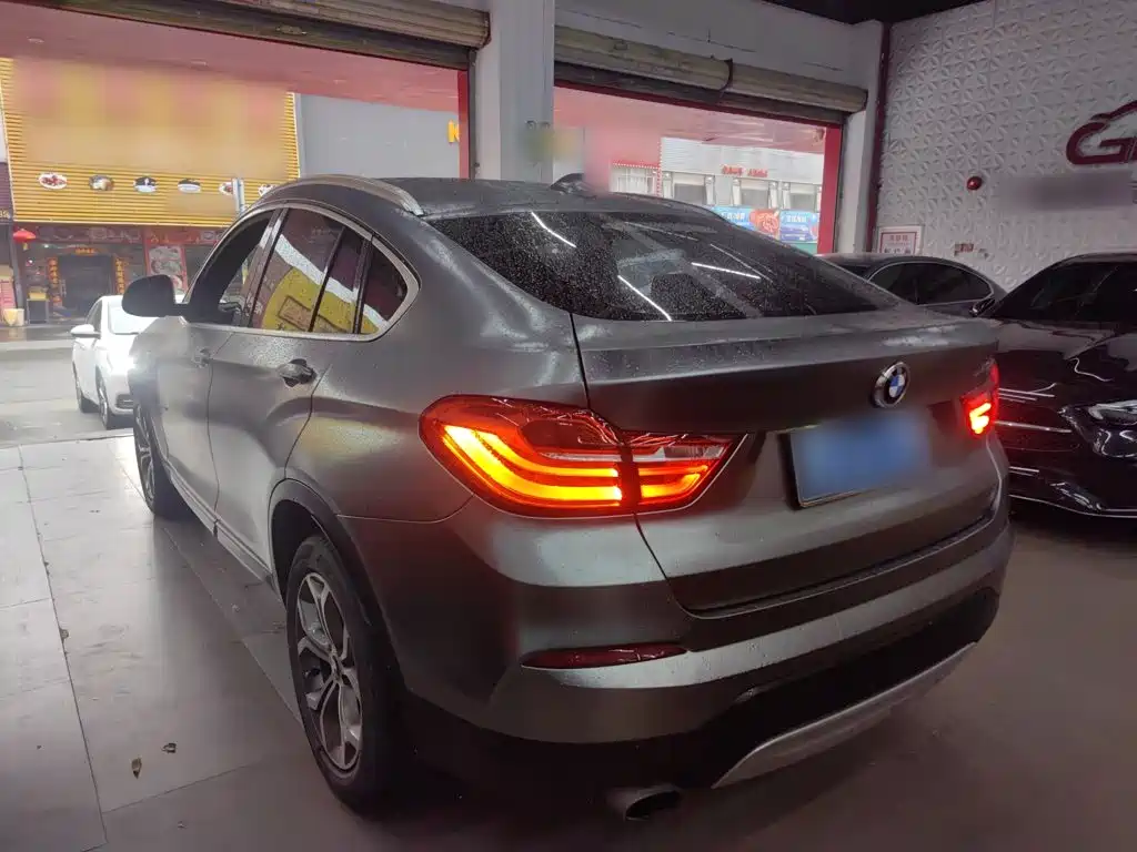 BMW X4 2016 — фото 23