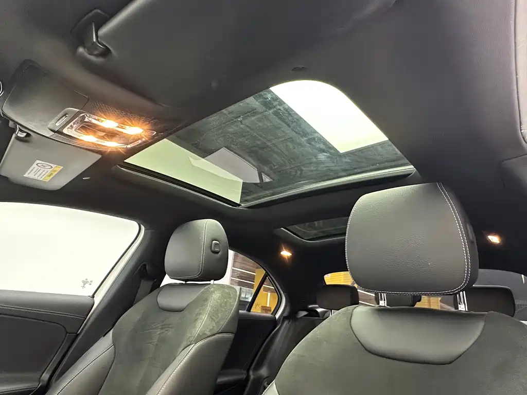 Mercedes-Benz A-Class 2019 — фото 22