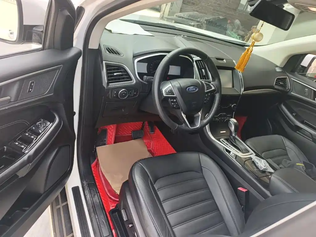 Ford Edge 2015 — фото 6