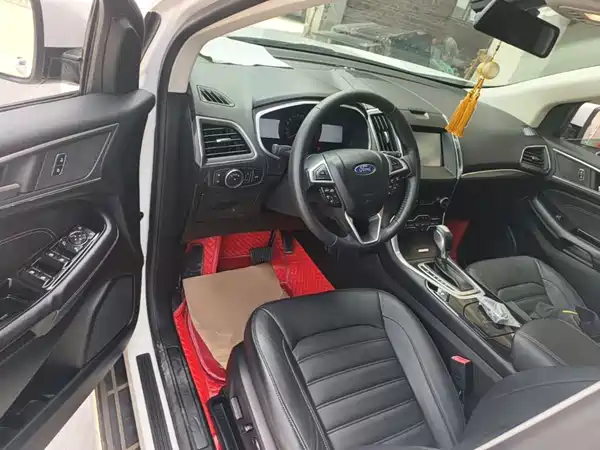 Ford Edge 2015