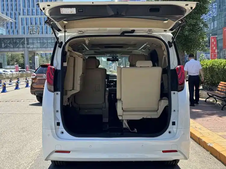 Toyota Alphard 2015 — фото 8