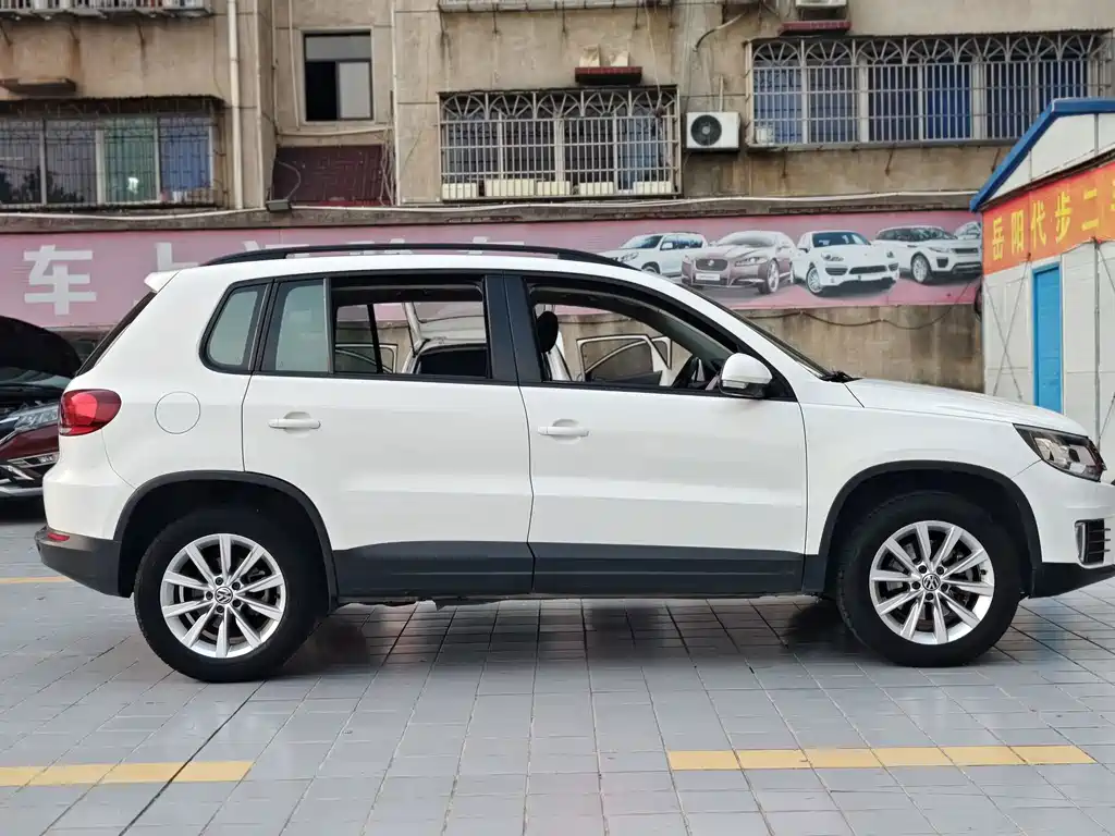 Volkswagen Tiguan 2017 — фото 4