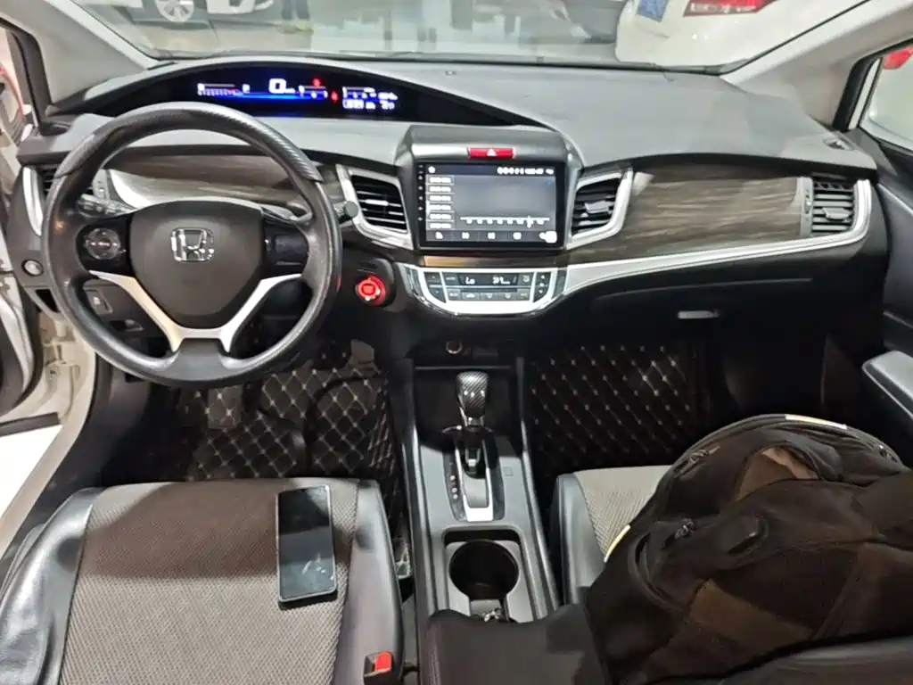 Honda Jade 2019 — фото 10