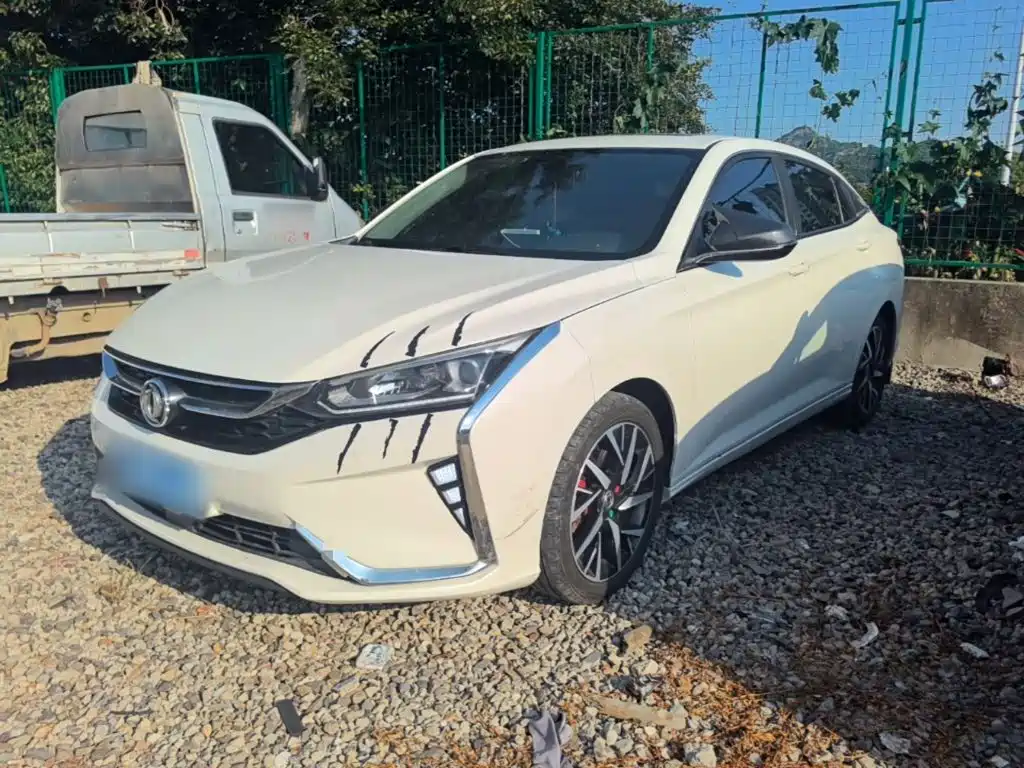 Dongfeng Yixuan 2019