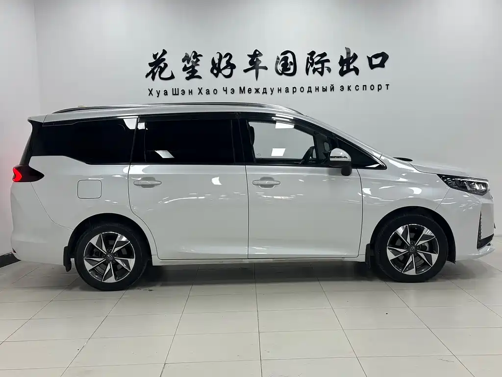 GAC Motor Trumpchi M6 2022 — фото 4