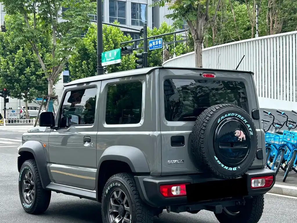 Suzuki Jimny 2026 — фото 4