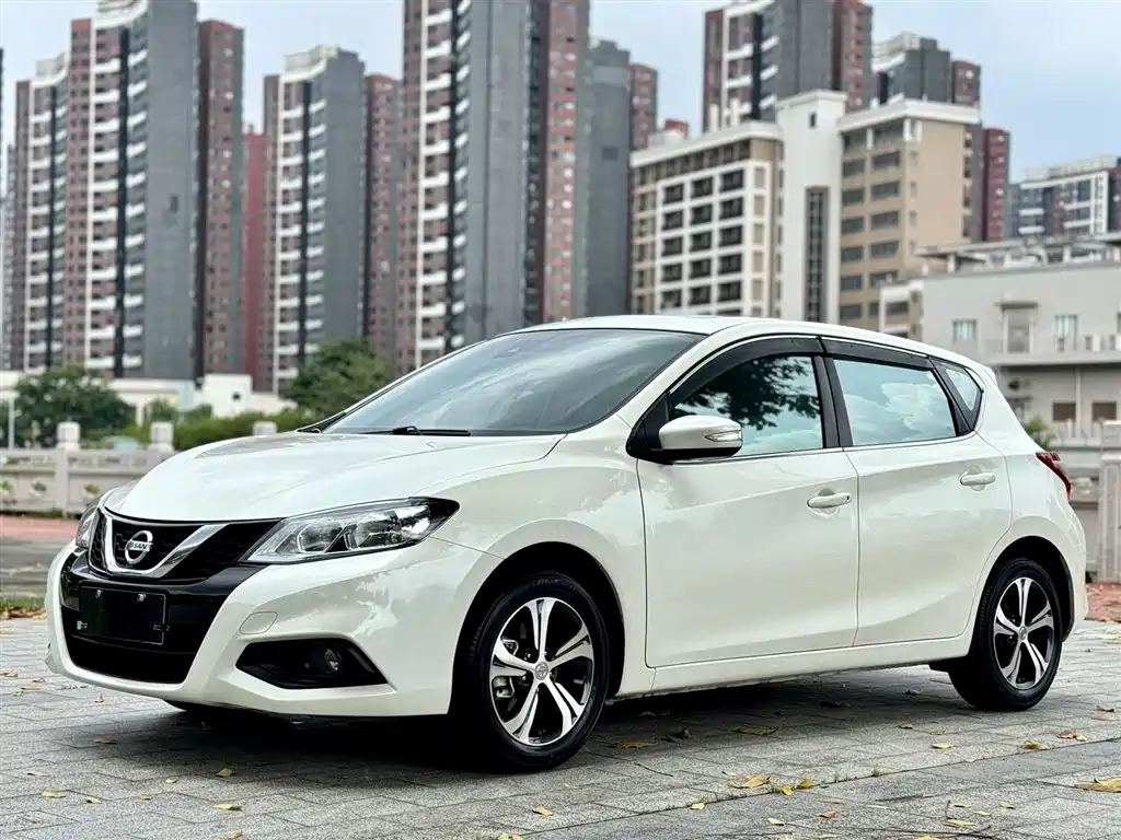 Nissan Tiida 2019 — фото 1
