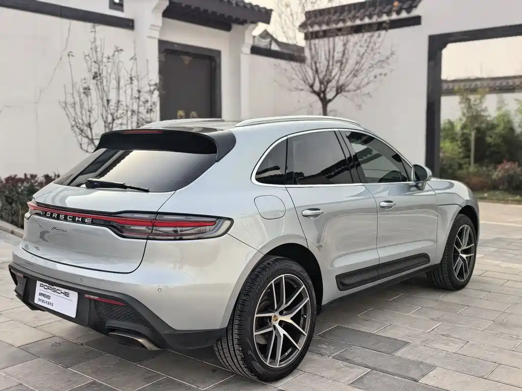 Porsche Macan 2022 — фото 4