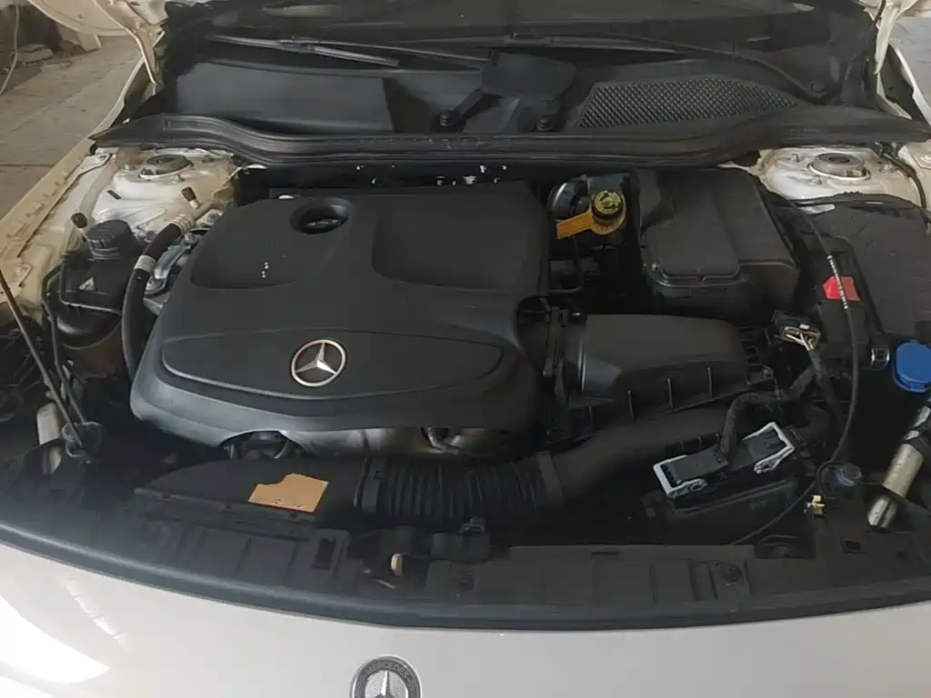 Mercedes-Benz GLA 2017 — фото 20
