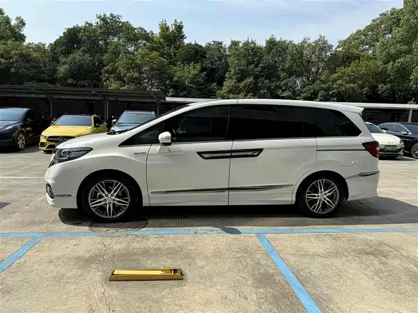 Honda Elysion 2019